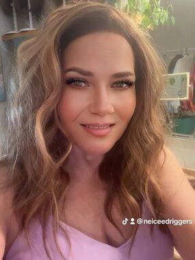 Wavy Lace Front Wig in Light Brown with Subtle Highlights